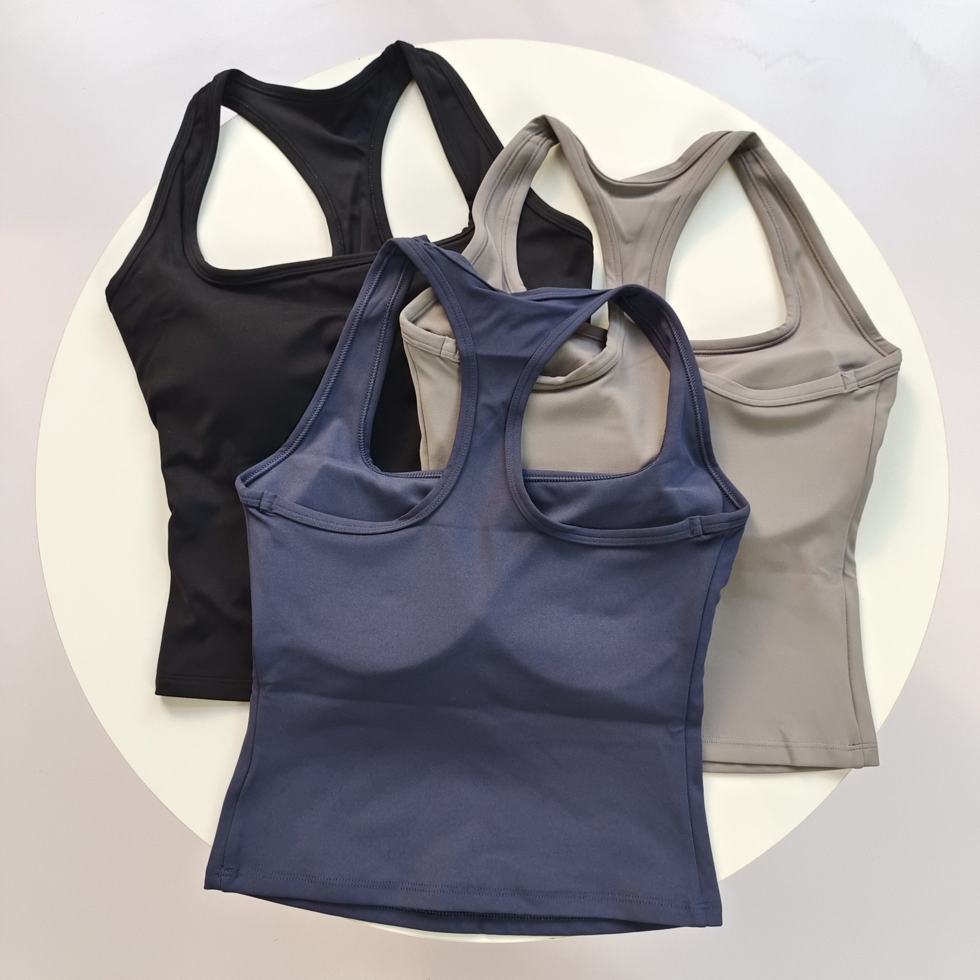 여성용 스퀘어넥 레이서백 스포츠 브라 고정 패드 충격  - Yoga Fitness Tapis 리뷰 및 가격